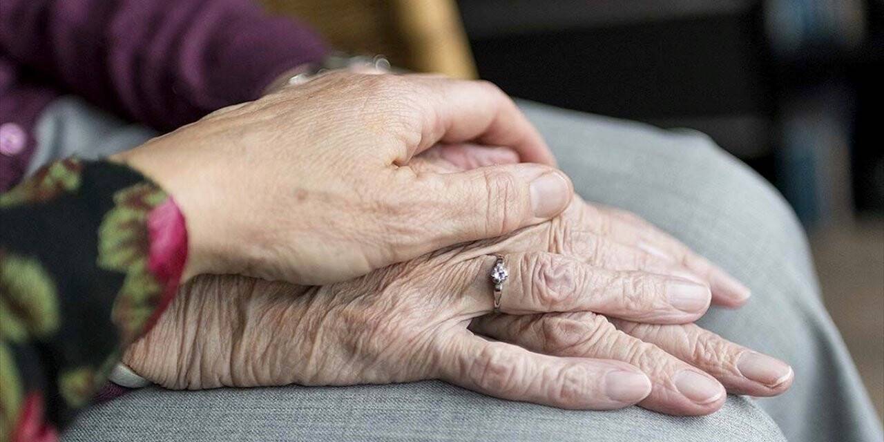 65 Yaş Üstü Vatandaşlara Koronavirüse Karşı 19 'altın' Öneri