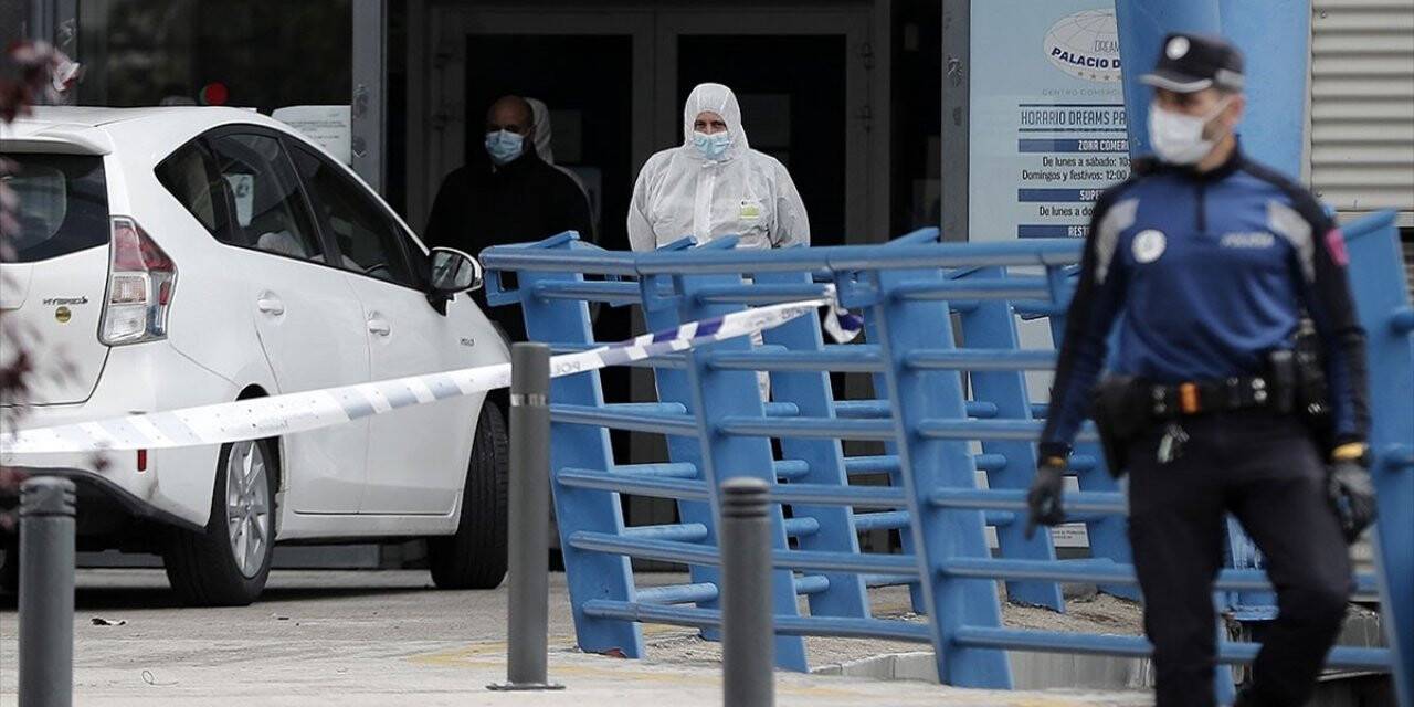 İspanya'da Kovid-19'dan Hayatını Kaybedenlerin Sayısı Rekor Artışla 5 Bin 690'a Çıktı