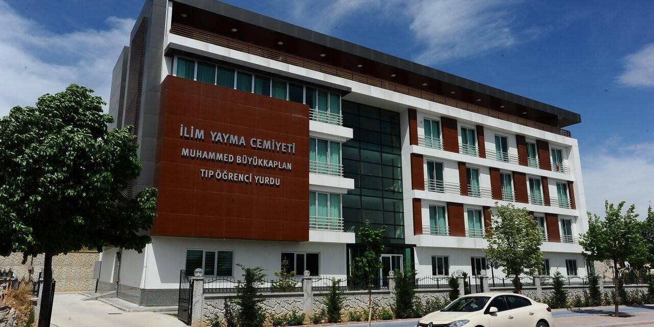 İlim Yayma Cemiyeti, Konya'daki 3 öğrenci yurdunu sağlık çalışanlarına tahsis etti