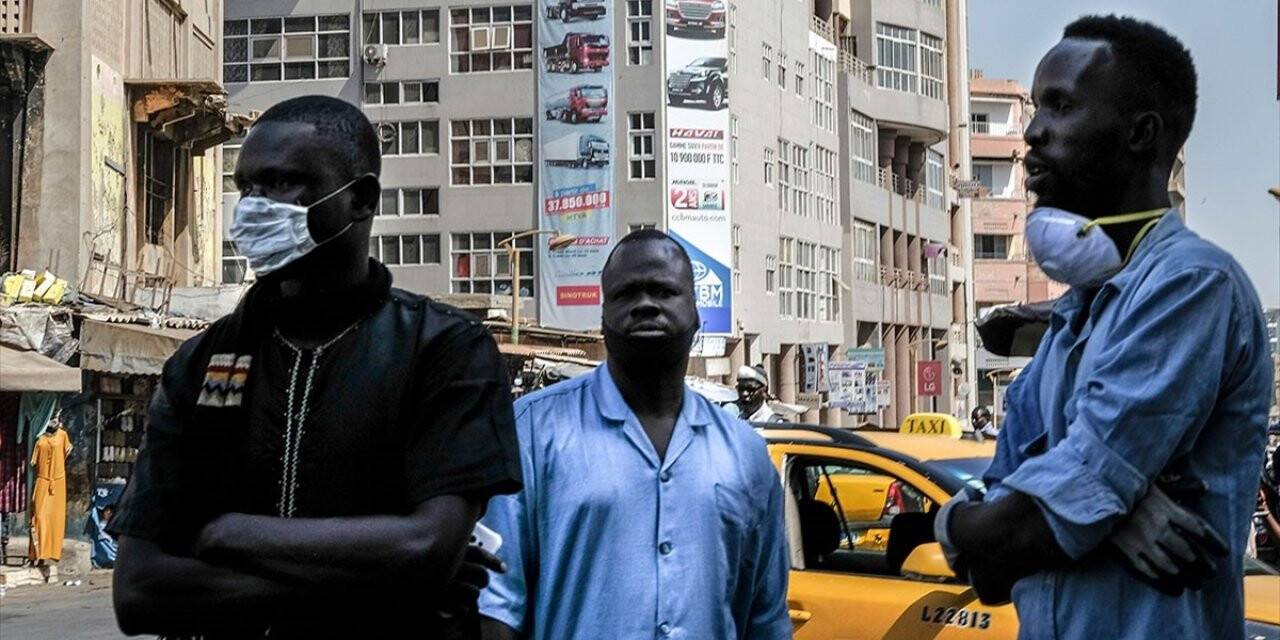 Kovid-19 Afrika'da Hayatı Durdurdu