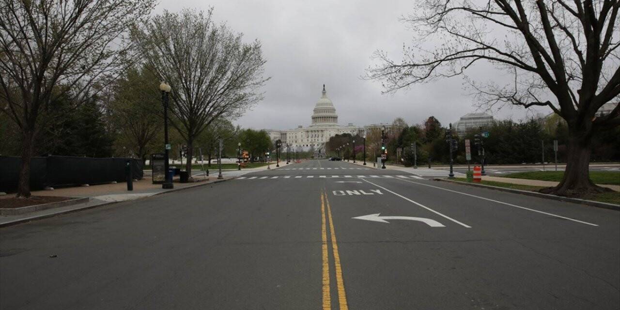 ABD'de Kovid-19 Nedeniyle 920 Kişi Daha Hayatını Kaybetti