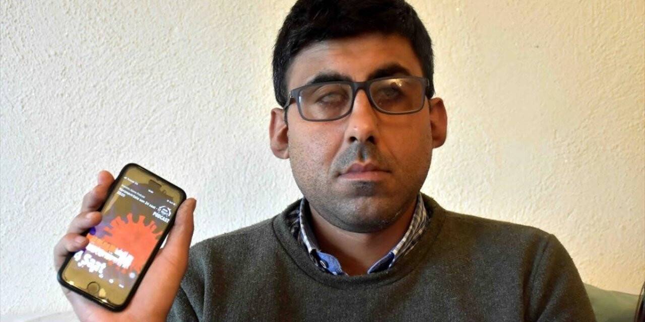 Görme Engelliler Aa'nın Sesli Yayınıyla Gündemi Takip Ediyor