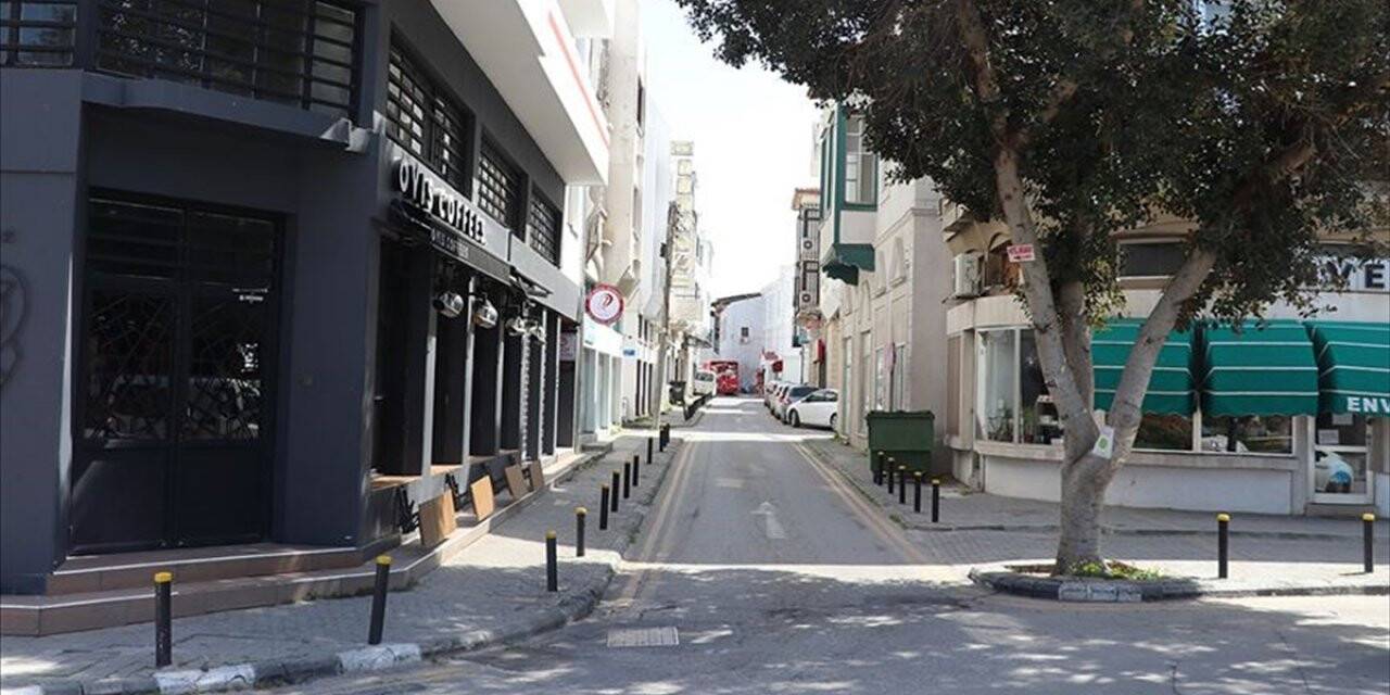 Kıbrıs'ta Kovid-19 Vaka Sayıları Artmaya Devam Ediyor