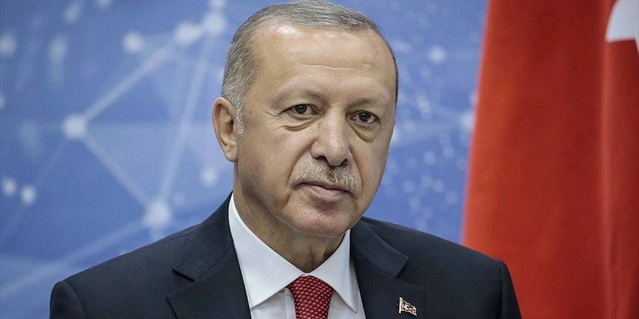 Erdoğan Tıbbi Yardım Malzemesi Ulaştırılan İtalya Ve İspanya'nın Başbakanlarına Mektup Gönderdi