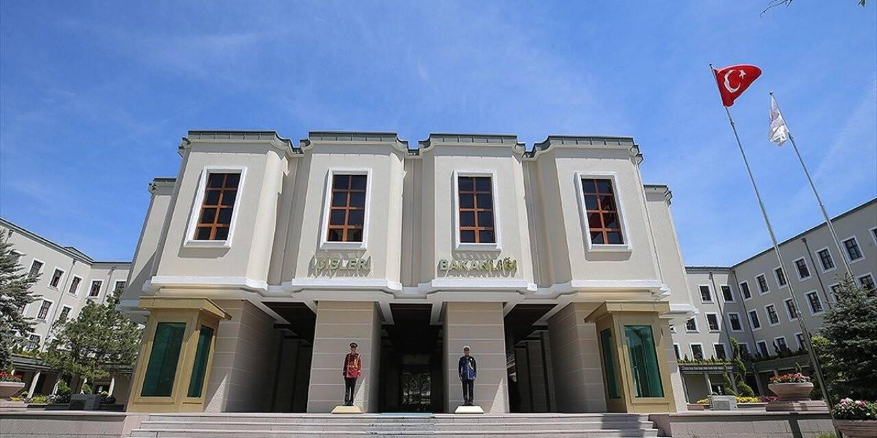 18-20 yaş arası gençlerin sokağa çıkma yasağıyla ilgili ek genelge