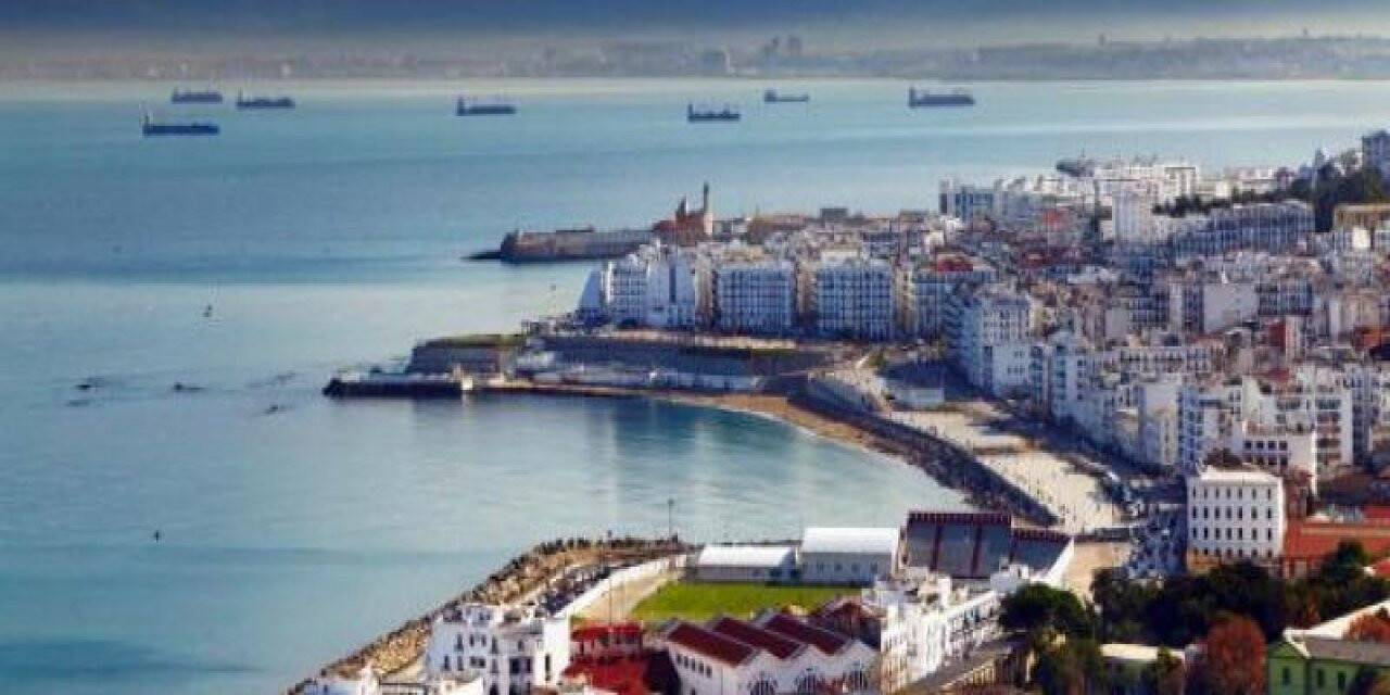 Cezayir'de "Sokağa Çıkma Yasağı"