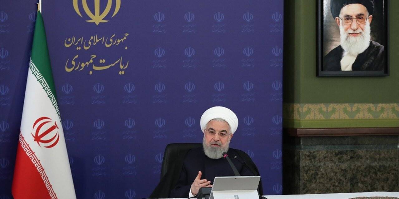 İran Cumhurbaşkanı Ruhani: Yüksek Risk Bulunmayan İşletmeler Faaliyetlerine Başlayabilecek