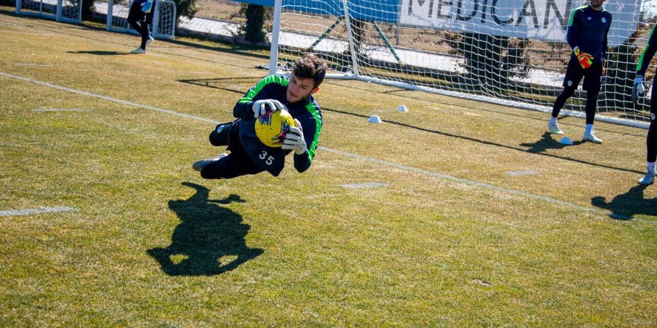 Konyaspor'da 3 oyuncuya yasak