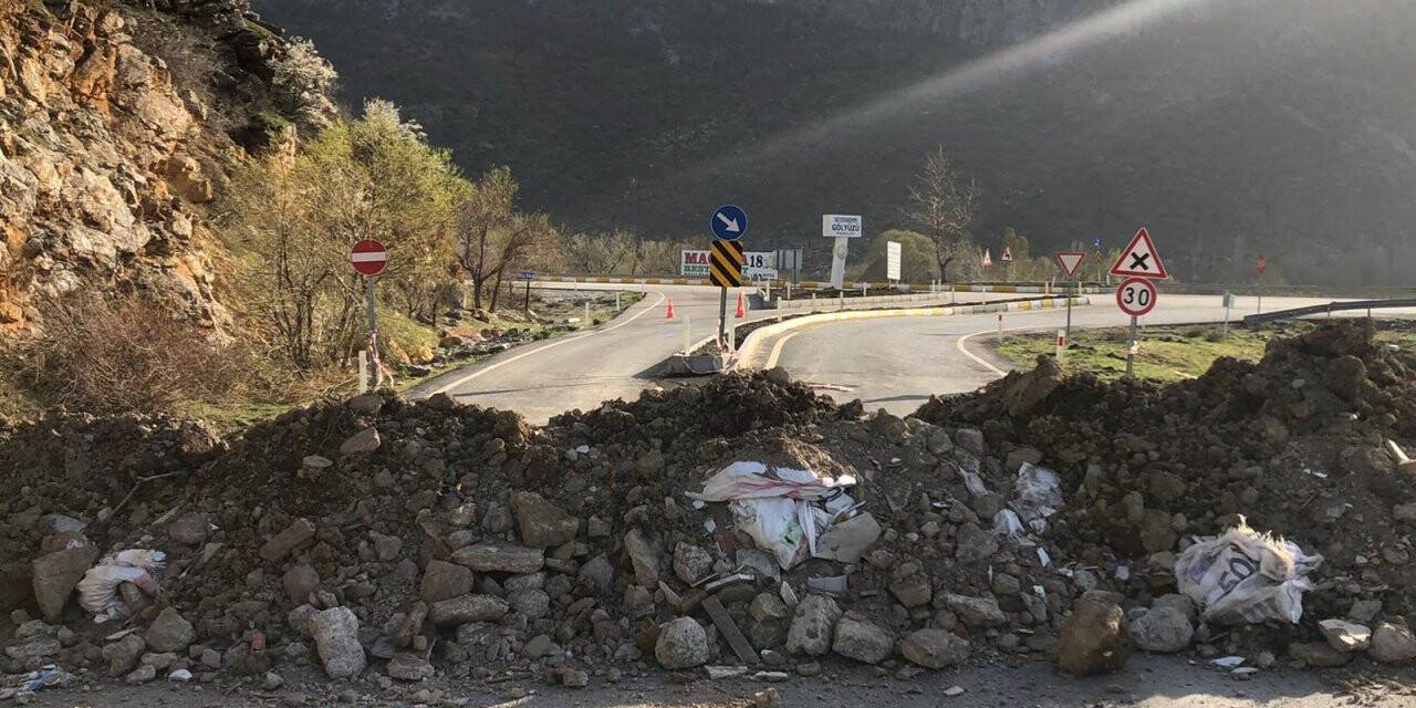 Kontrolsüz yollar kapatıldı