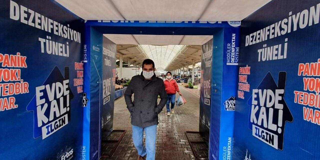 Pazar yerine dezenfeksiyon tüneli