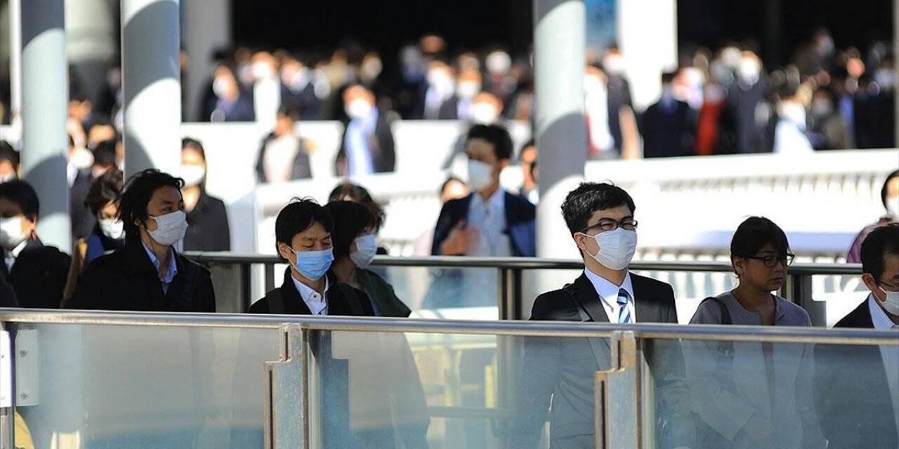 Japonya'da 7 Eyalette Olağanüstü Hal İlan Edildi