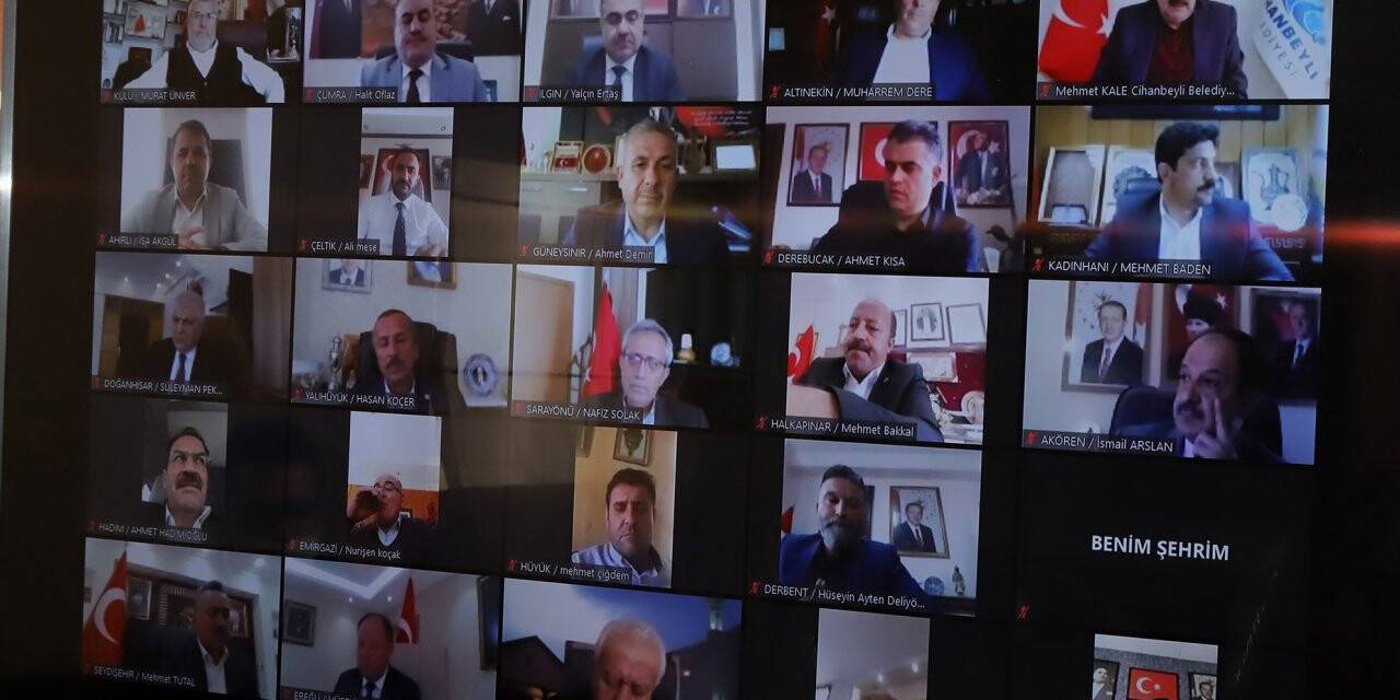 Başkan Altay İlçe Belediye Başkanlarıyla Görüştü