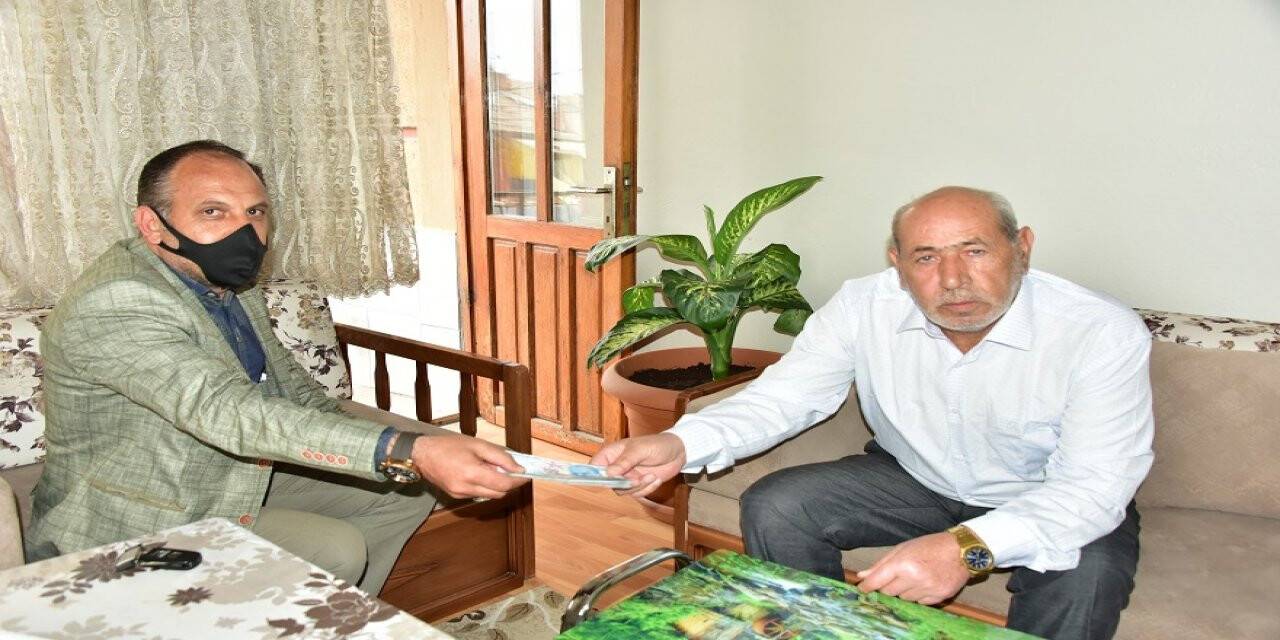 Korkmaz, emekli maaşını Milli Dayanışma Kampanyasına bağışladı