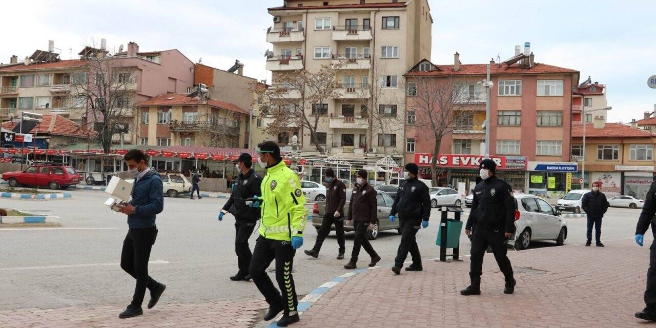 Konya'da Dron İle Sosyal Mesafe Denetimi