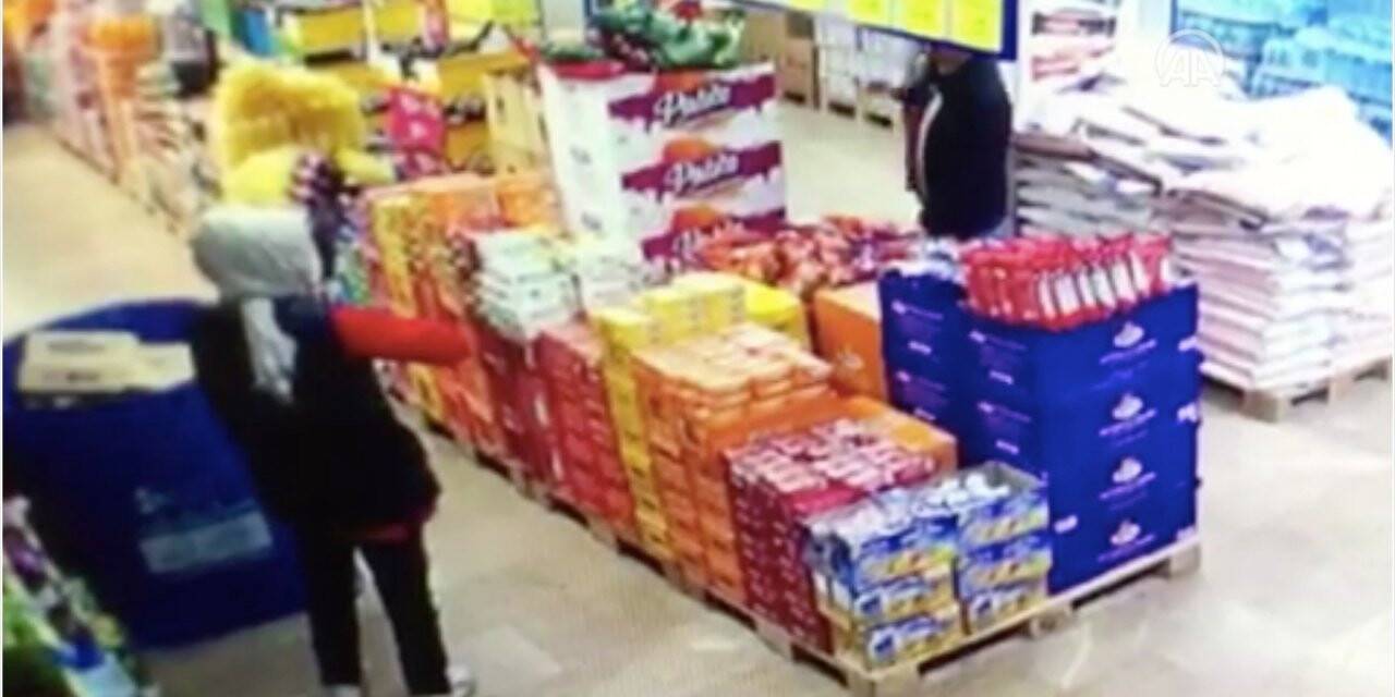 Maske Takmadığı İçin Kendisini Uyaran Market Çalışanlarına Saldırdı