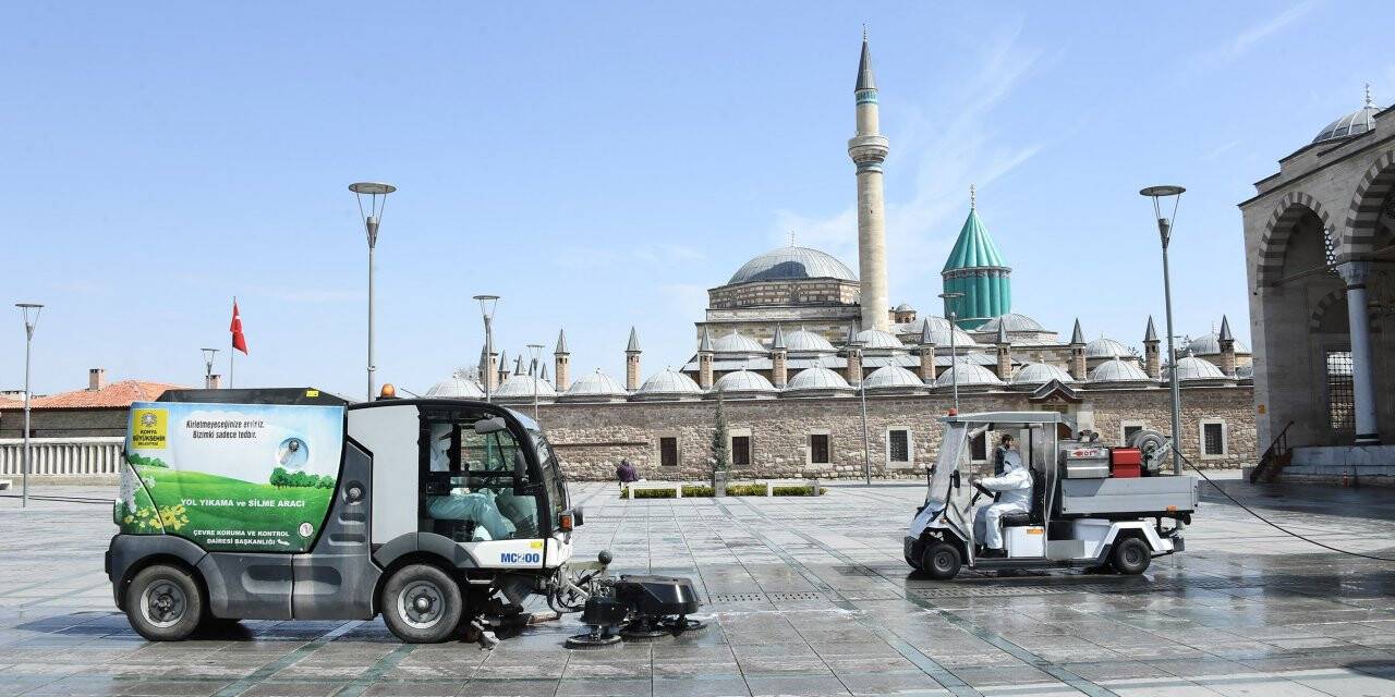 Konya'da dezenfeksiyon çalışmaları devam ediyor