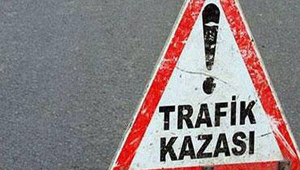 Öğrenci servisi devrildi: 10 yaralı