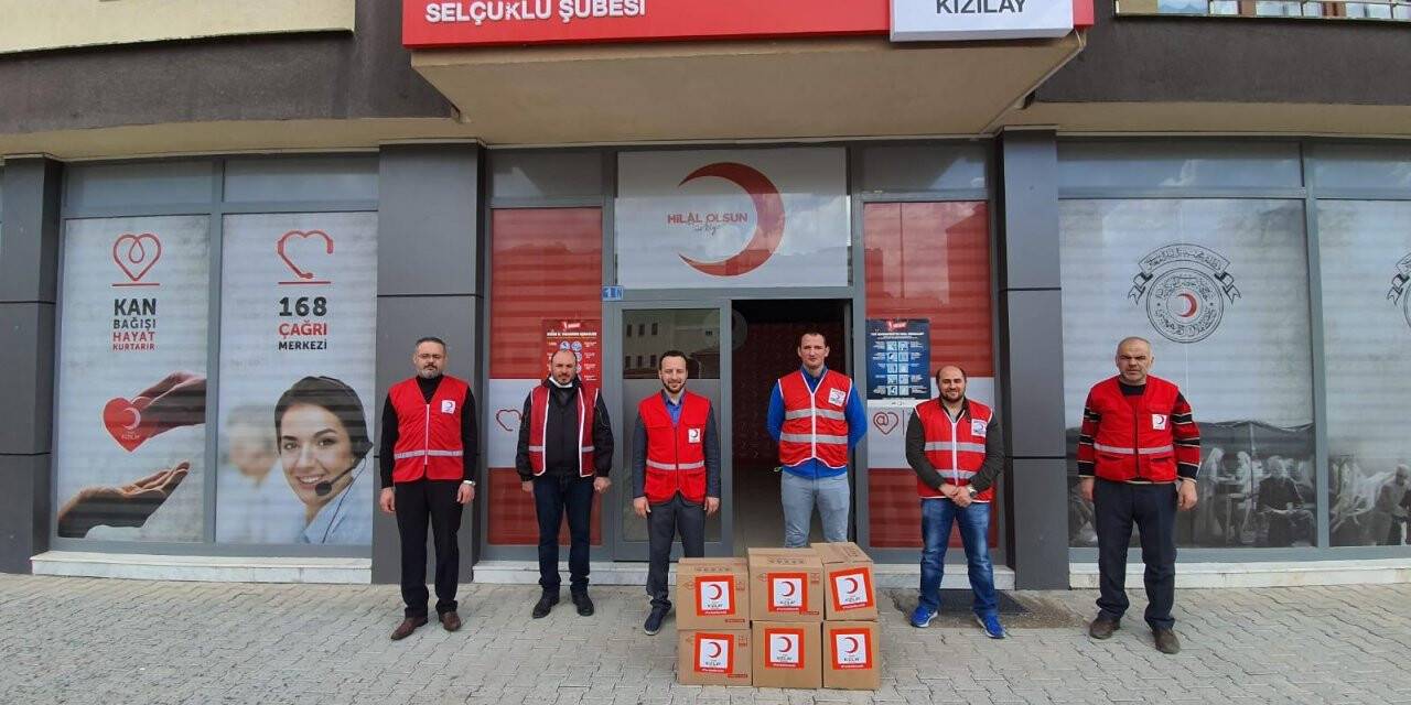 SELÇUKLU EL ELE VERDİ
