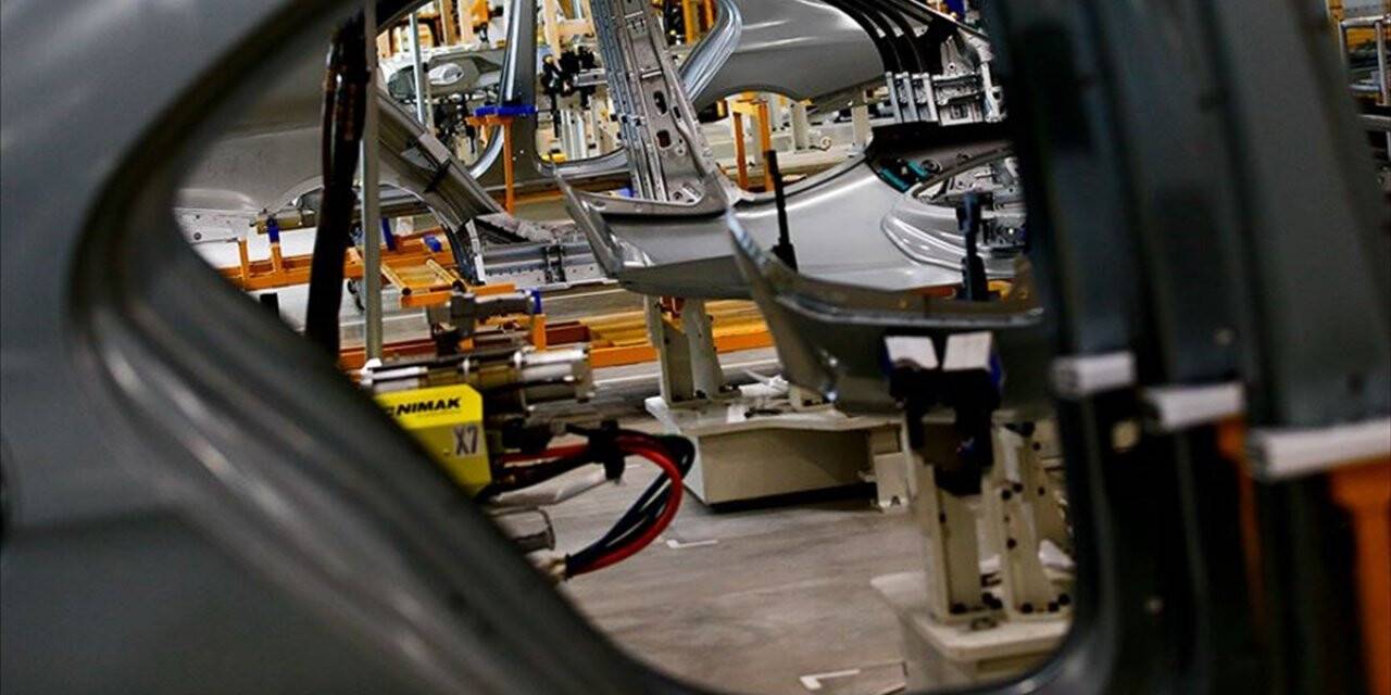 Türkiye İlk Çeyrekte 2,9 Milyar Dolarlık Binek Otomobil İhracatı Yaptı