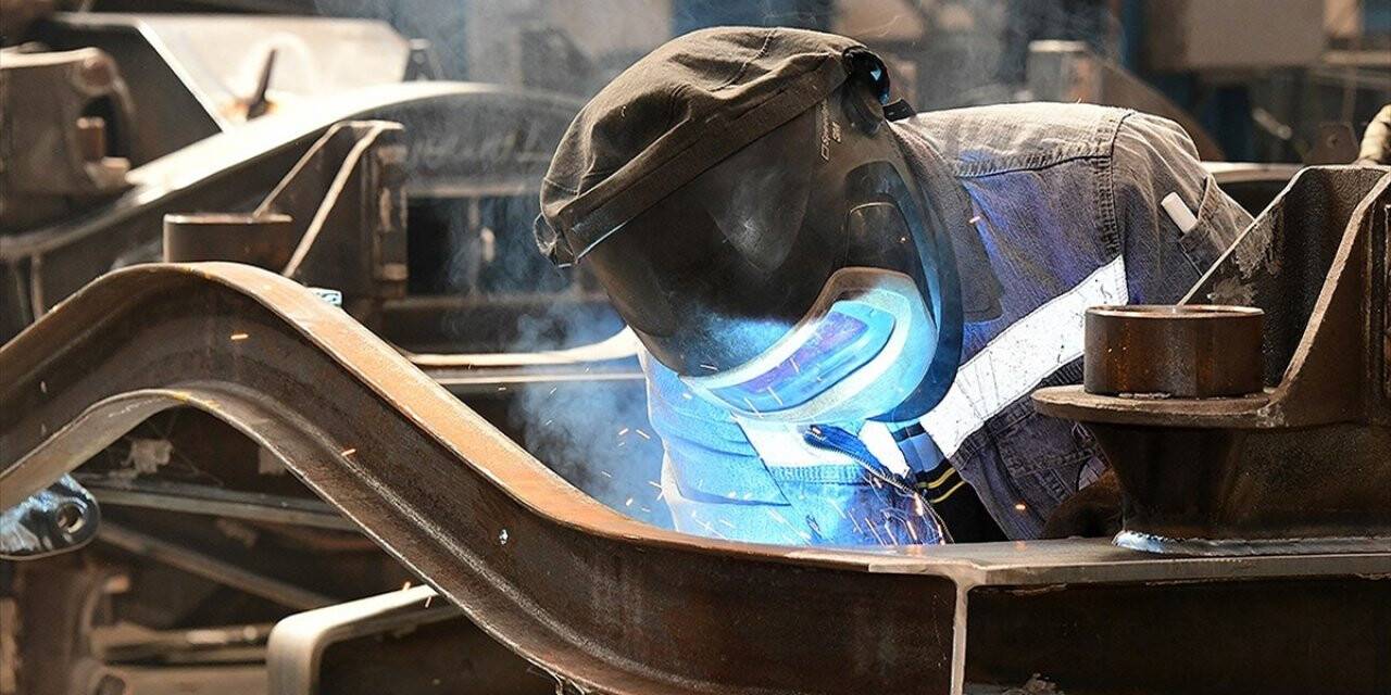 Sanayi Üretimi Şubatta Yıllık Yüzde 7,5 Arttı