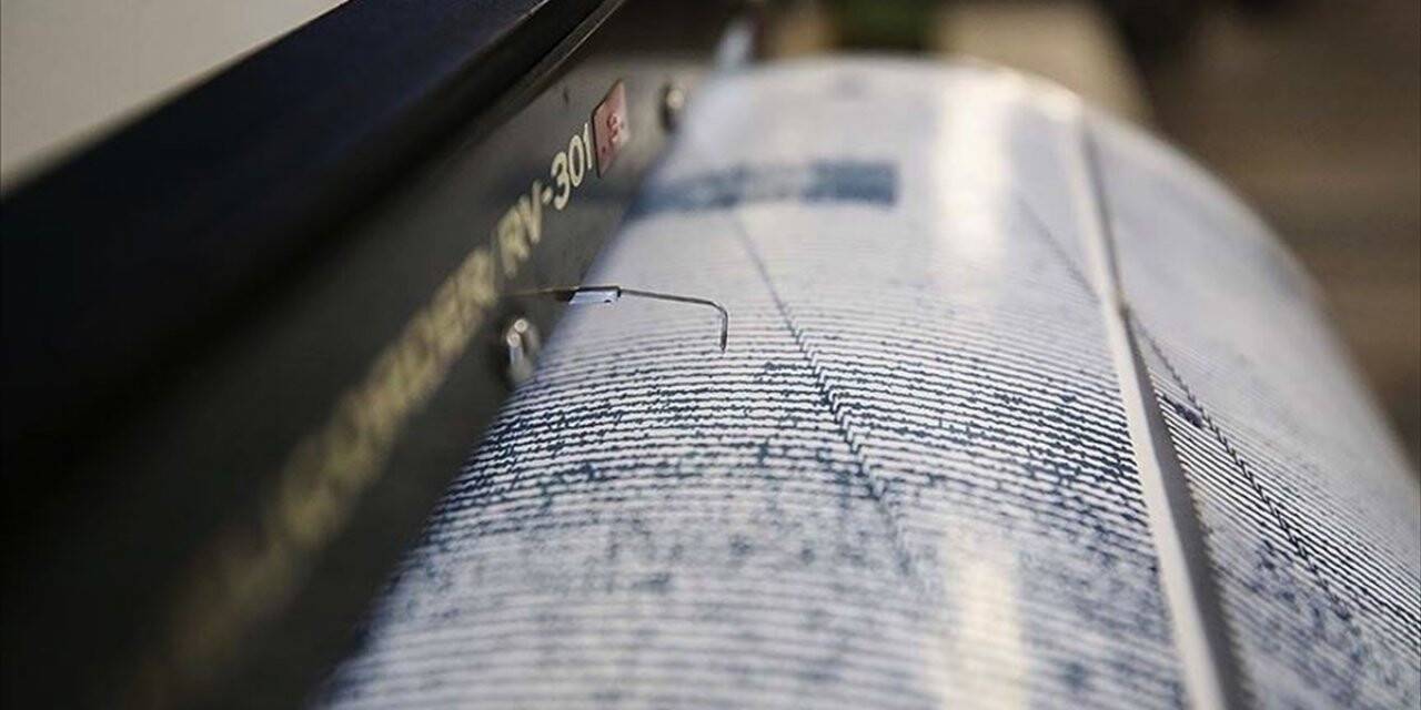 İstanbul'da 3,8 Büyüklüğünde Deprem