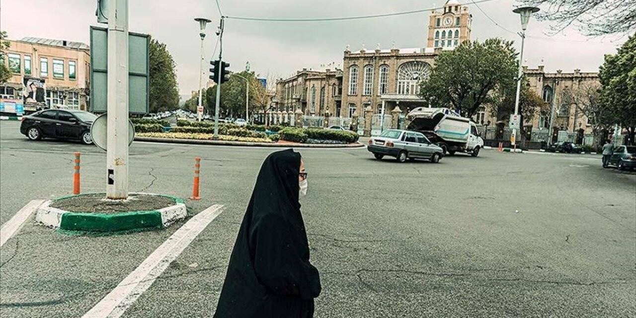 İran'da Koronavirüs Kaynaklı Can Kaybı 4 Bin 777'ye Yükseldi