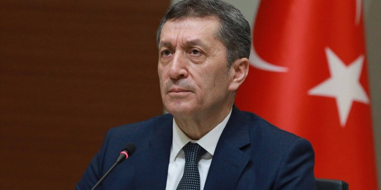 Milli Eğitim Bakanı Selçuk: Yaz Tatilinin Ortadan Kalkması Söz Konusu Bile Değildir.