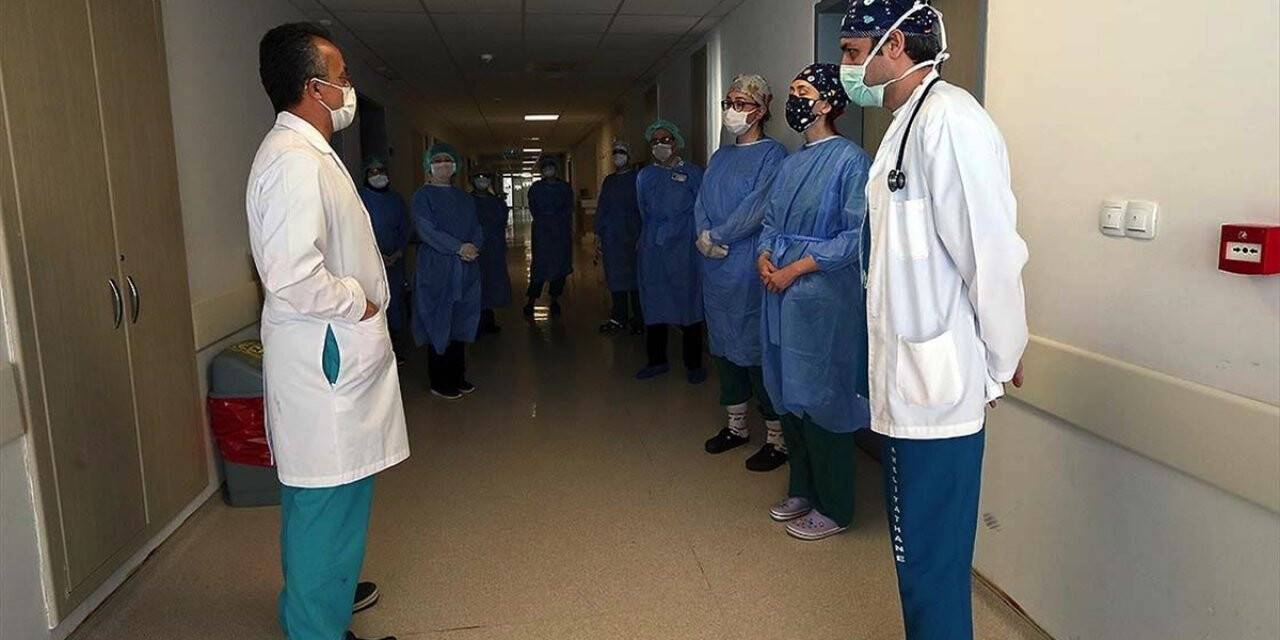 Samsun Omü Hastanesindeki Kovid-19 Tedavi Sürecini Aa Ekibi Görüntüledi