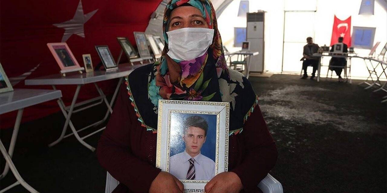 Diyarbakır Annesi Övünç: İnşallah Oğlum Gelecek, Buradan Davullu Zurnalı Çıkacağım