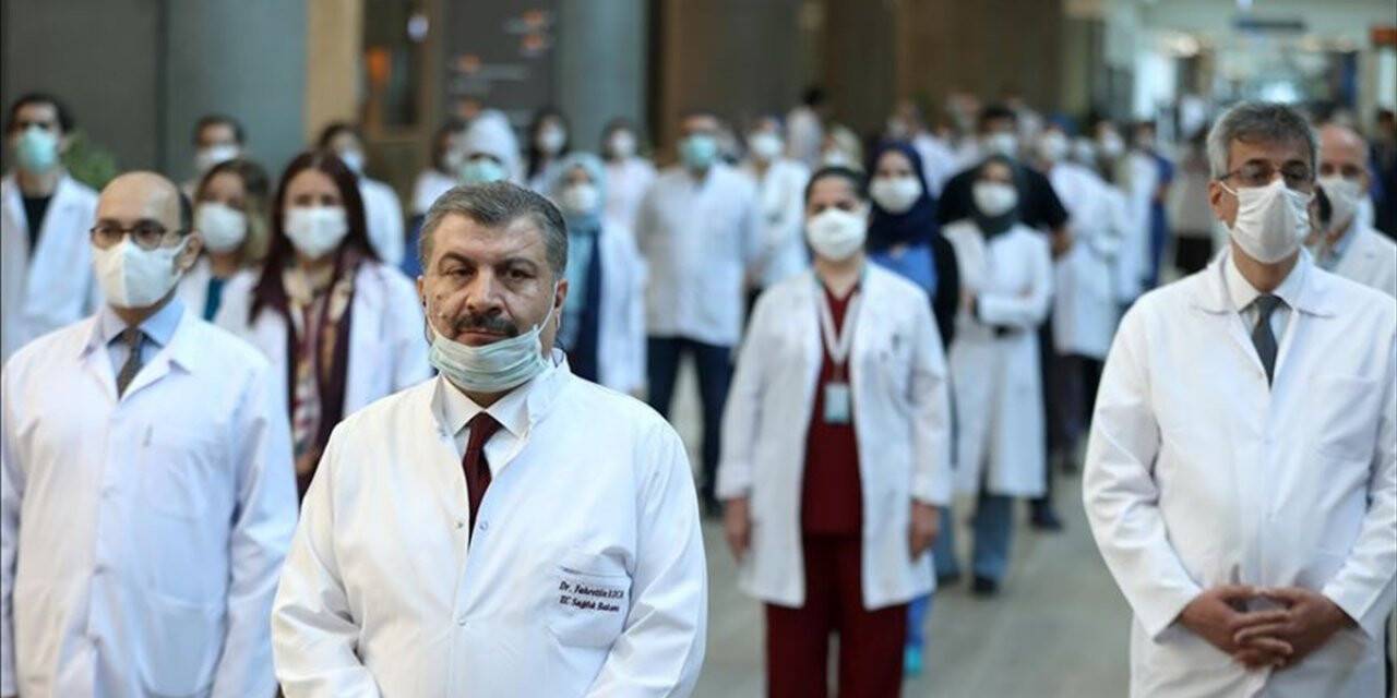 Sağlık Bakanı Koca: Başakşehir Şehir Hastanemizin Bütün Yatakları Gerektiğinde Yoğun Bakım Olarak Kullanılabilir