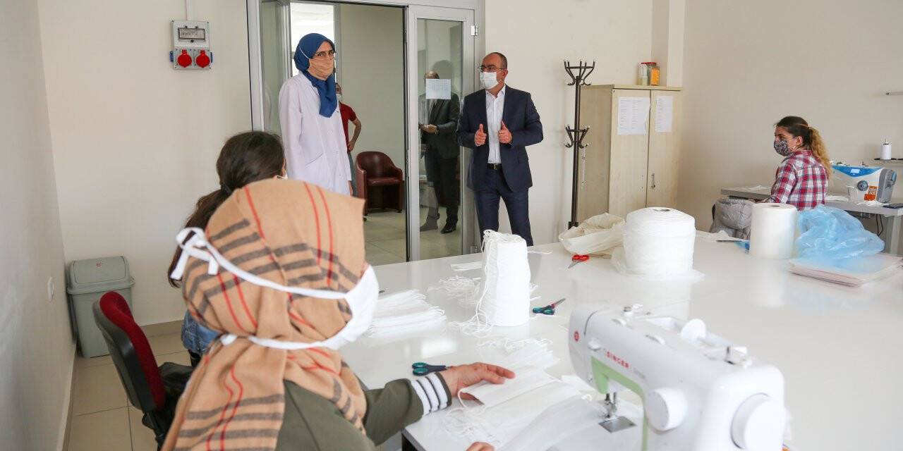Meram Belediyesi Maske Üretimine Başladı