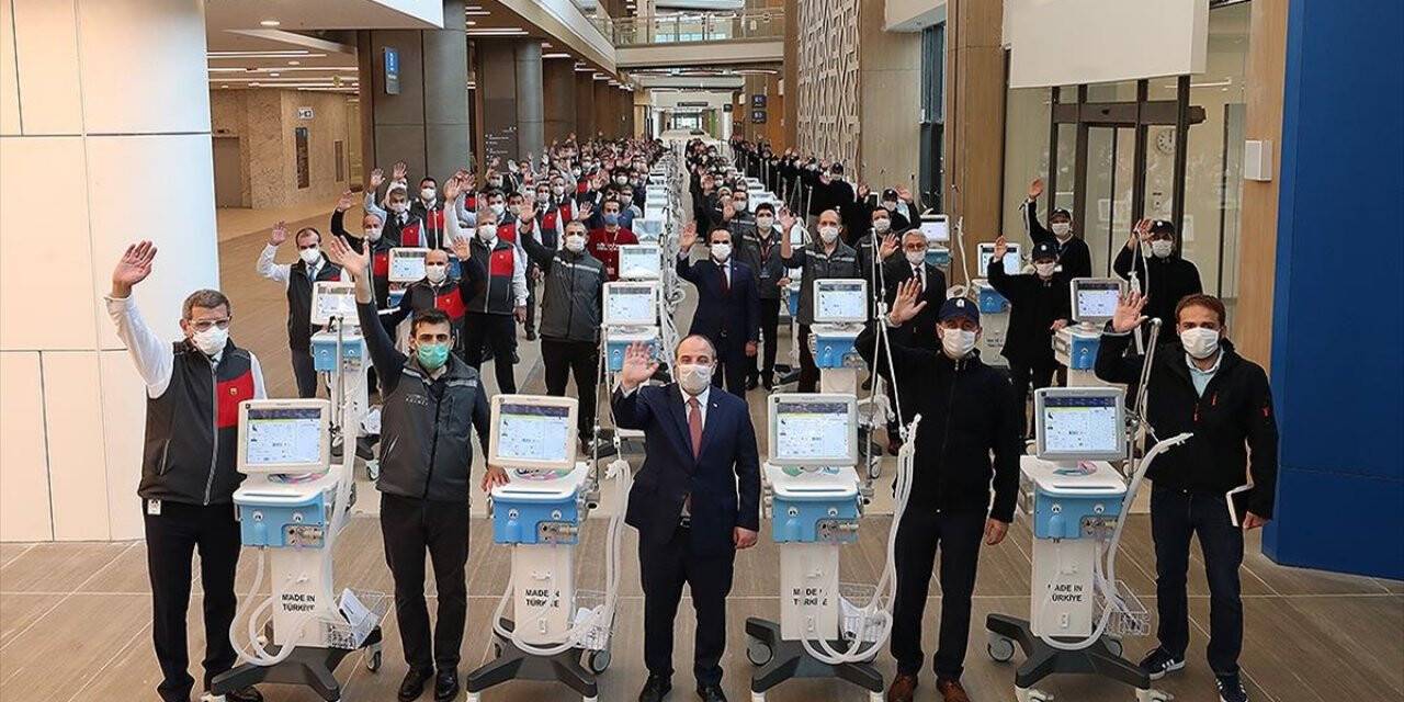 Selçuk Bayraktar: Yerli Solunum Cihazlarının Üretimi Tam Bir Seferberlik Ruhuyla Gerçekleşti