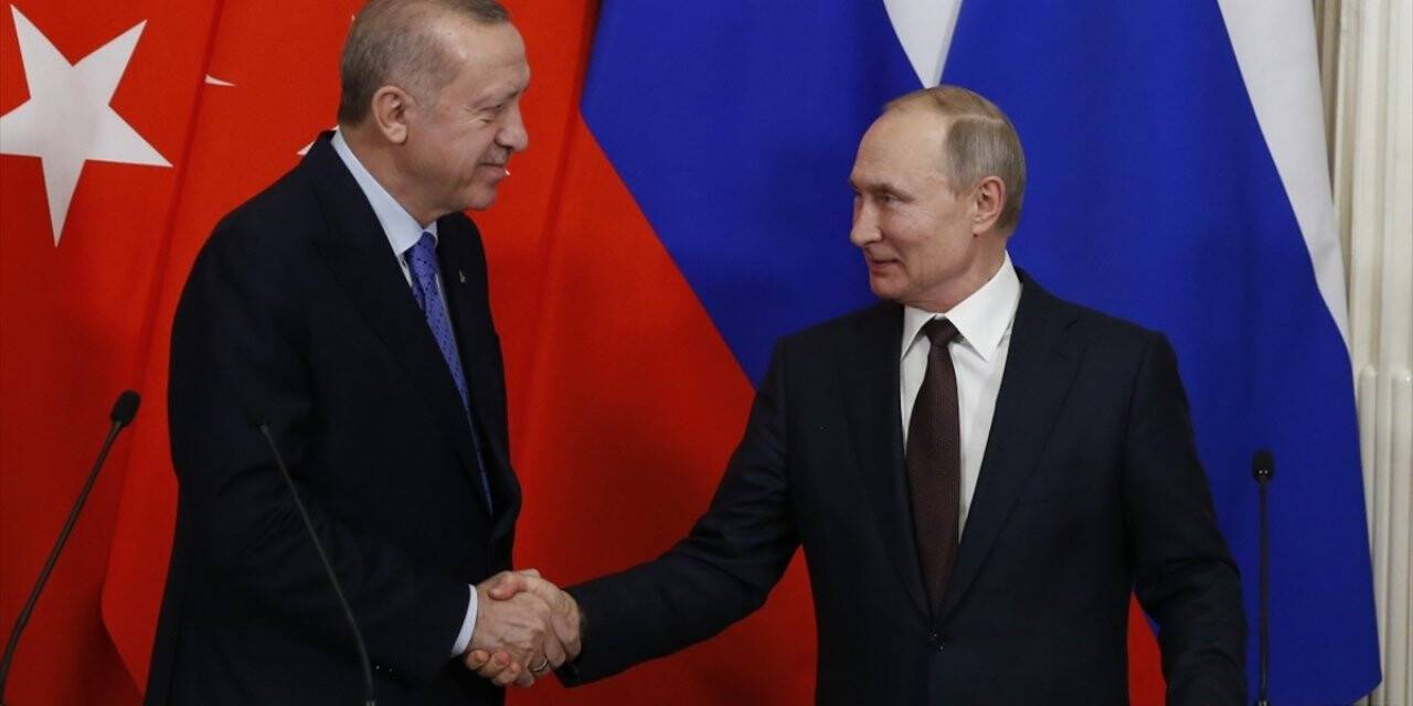 Cumhurbaşkanı Erdoğan, Putin İle Telefonda Görüştü