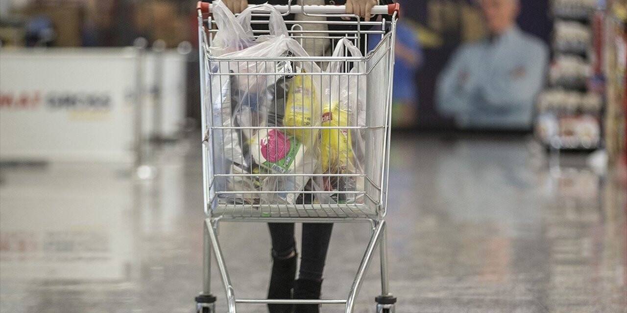 Uzmanından Alışveriş Sonrası Kovid-19'a Karşı Koruyucu Önlem Önerileri