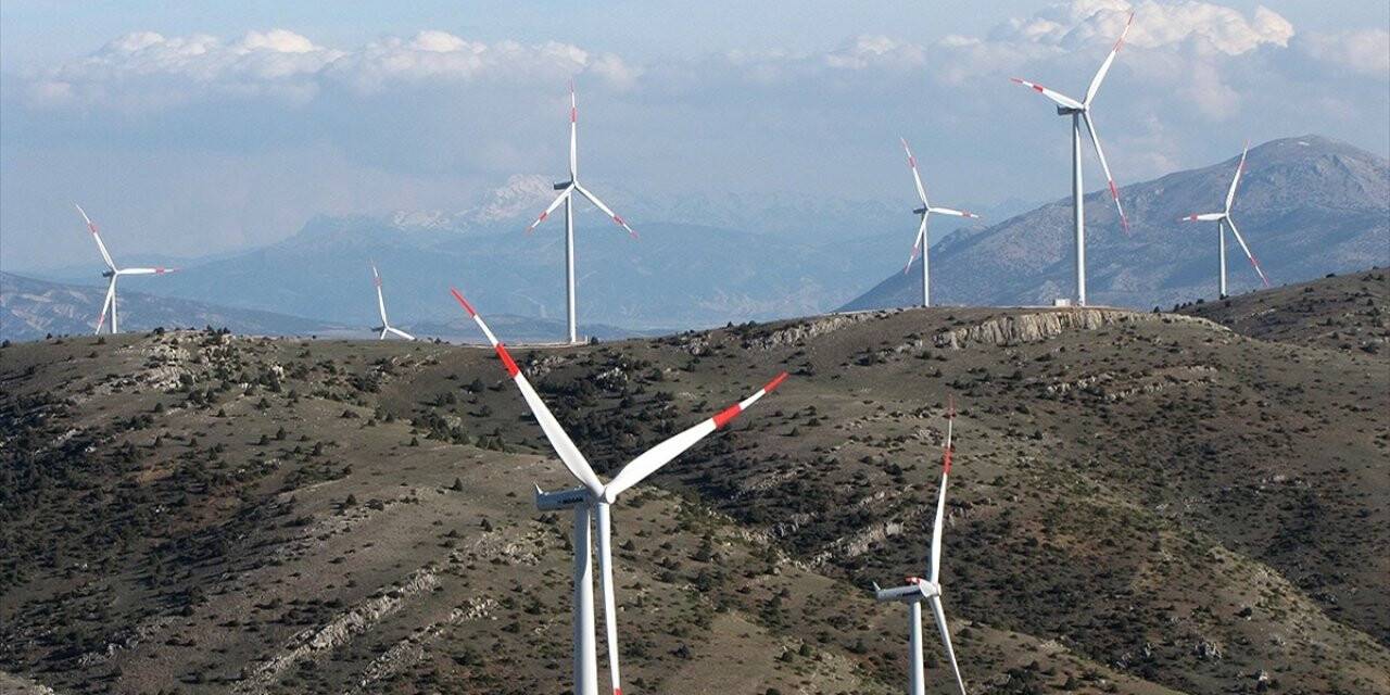 Ekonomik Kalkınma Paketleri Temiz Enerjiye Odaklanmalı