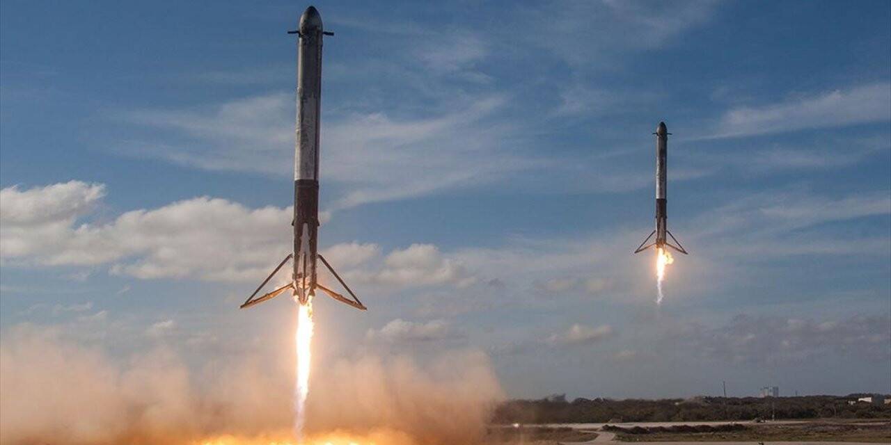 Spacex, 60 İnternet Uydusunu Uzaya Fırlattı