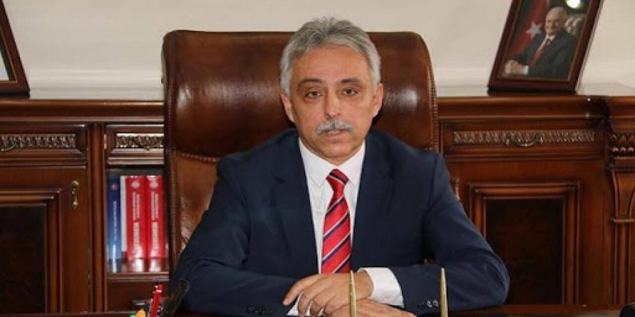 Vali Toprak’tan 23 Nisan mesajı