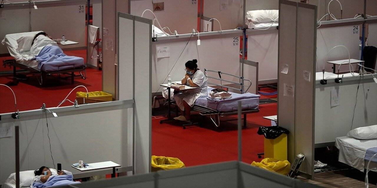İspanya'da Son 24 Saatte Kovid-19'dan 288 Kişi Öldü