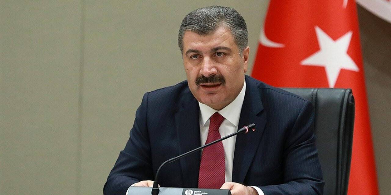 Bakan Koca'dan Kovid-19 Hastası Babasını Türkiye'ye Gönderen Leyla'ya Mesaj