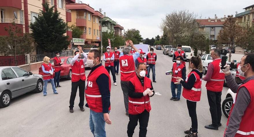 Kızılay Selçuklu Şubesi bin aileye koştu