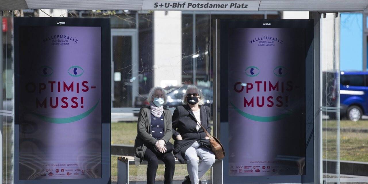 Almanya'da maske zorunlu oldu, Avusturya anaokullarını açmaya hazırlanıyor