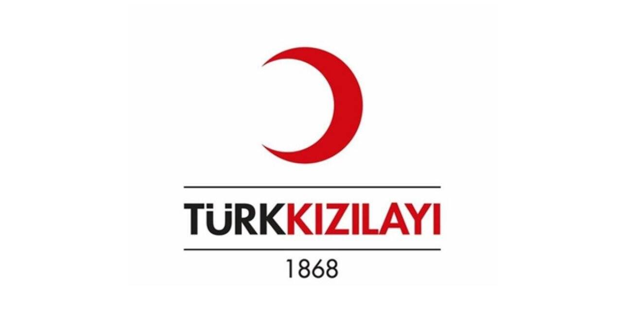 Türk Kızılay ramazan kumanyasıyla evlere ulaşıyor