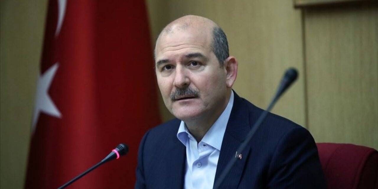 Bakan Soylu'dan Sedat Peker'e: Müptezel operasyon elemanı, fare gibi...