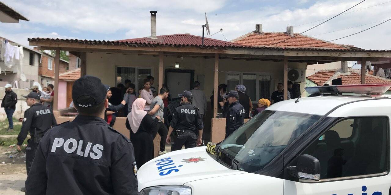 Edirne'de av tüfeğiyle vurulan 5 kişi yaralandı