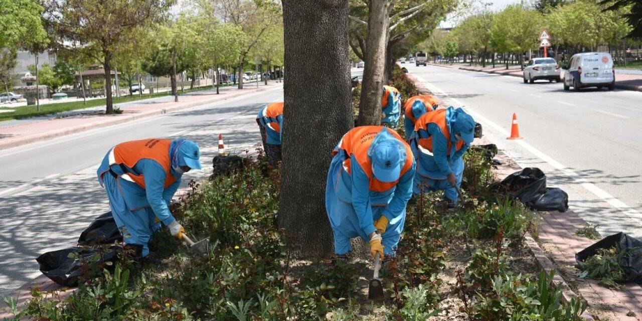 Konya'da Parklar Normalleşme Sürecine Hazırlanıyor