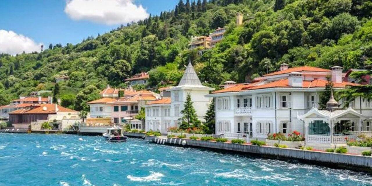 Adalar, giriş çıkış kısıtlamasının ardından en sakin günlerini yaşıyor
