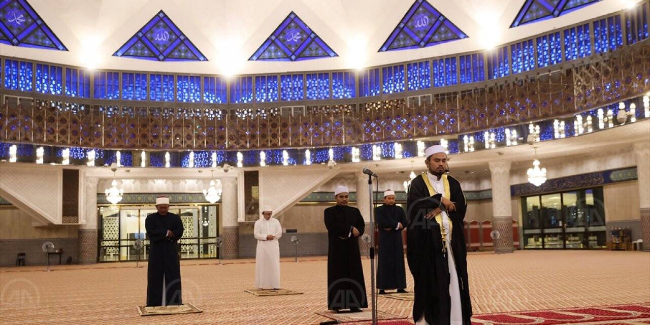 Malezya'da imamlar bu ramazanda cemaatlerinden ayrı kaldı