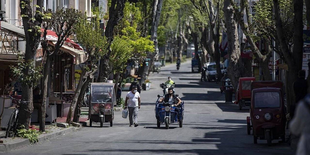 Adalar giriş çıkış kısıtlamasının ardından en sakin günlerini yaşıyor