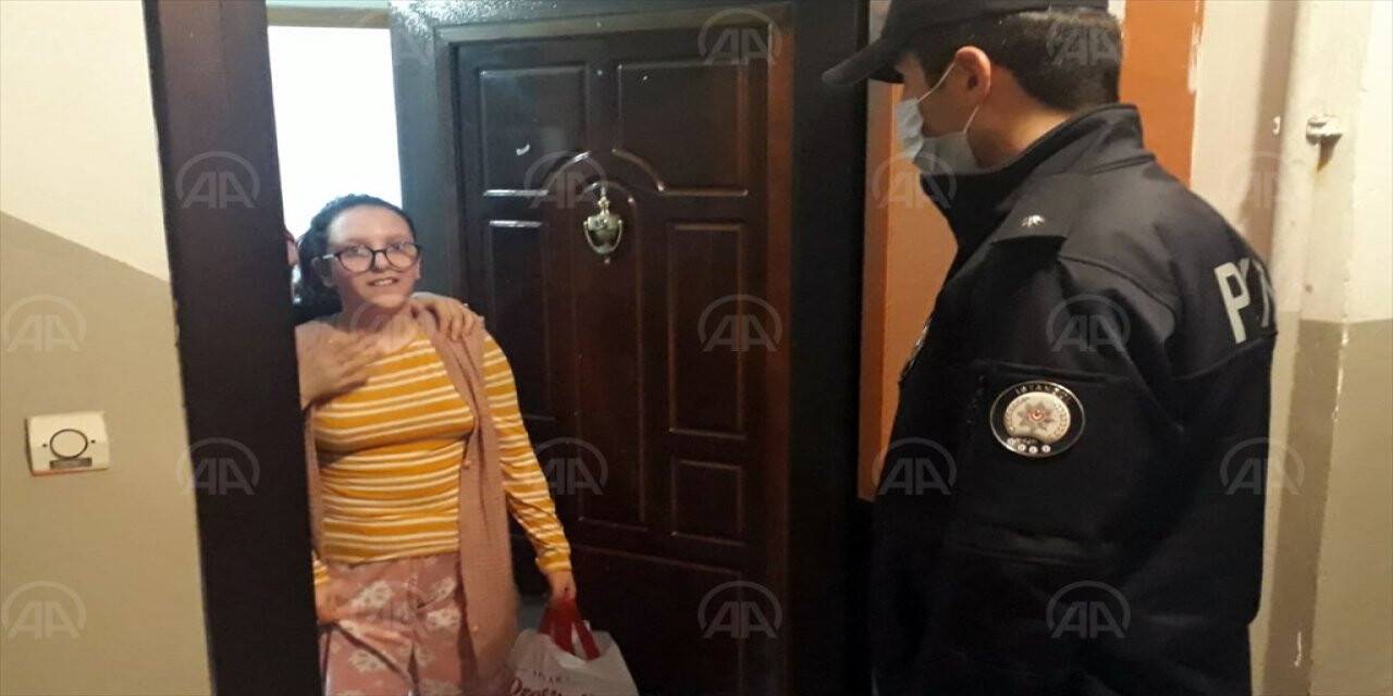 Ümraniye'de polis ekiplerinden otizmli Melek'e sürpriz
