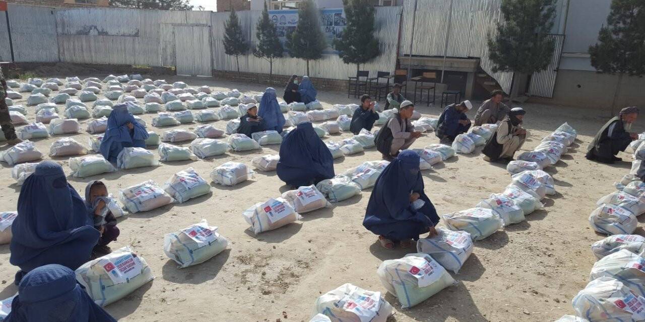 Aziz Mahmud Hüdayi Vakfından Afganistan'a ramazan yardımı